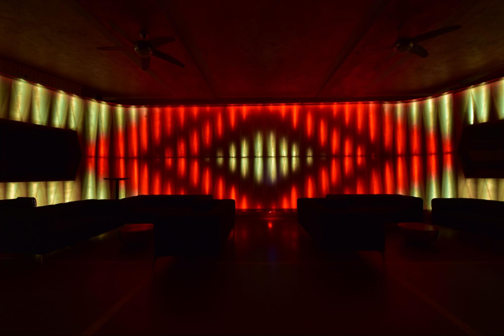ROXY LED strip wall